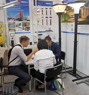 commercial solar lights