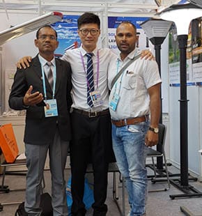 solar courtyard light