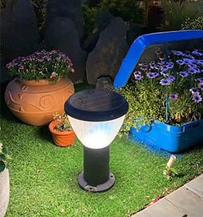 SLL002-solar powered lawn light
