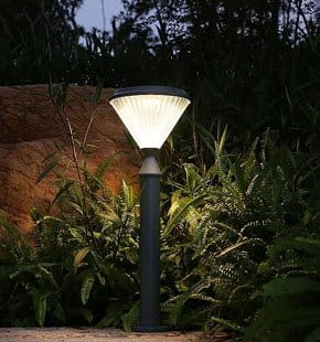 SLL005 solar bollard light