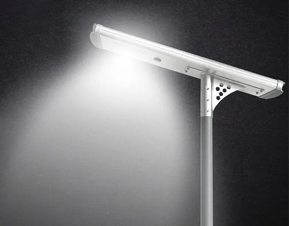 nk solar powered street light