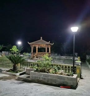 SCL-001 solar dusk to dawn pole light