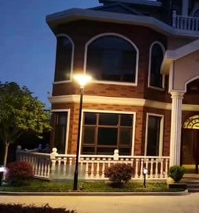 SCL-002 solar panel pole light