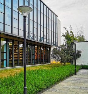 SCL-002plus outdoor solar pole light