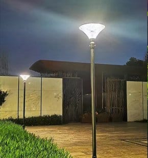 SCL-002plus solar courtyard light2