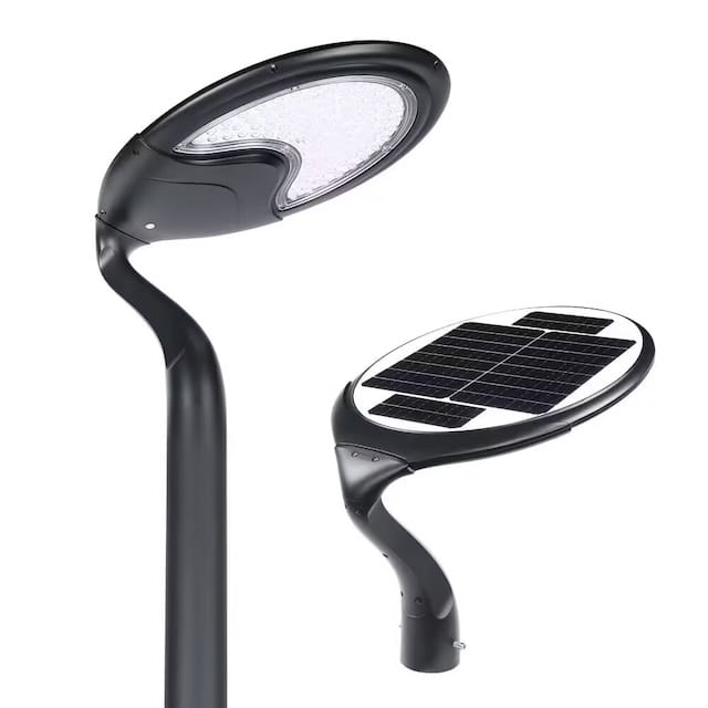 Customer feedback photos of SCL-008 solar courtyard lights in a park pathway project
