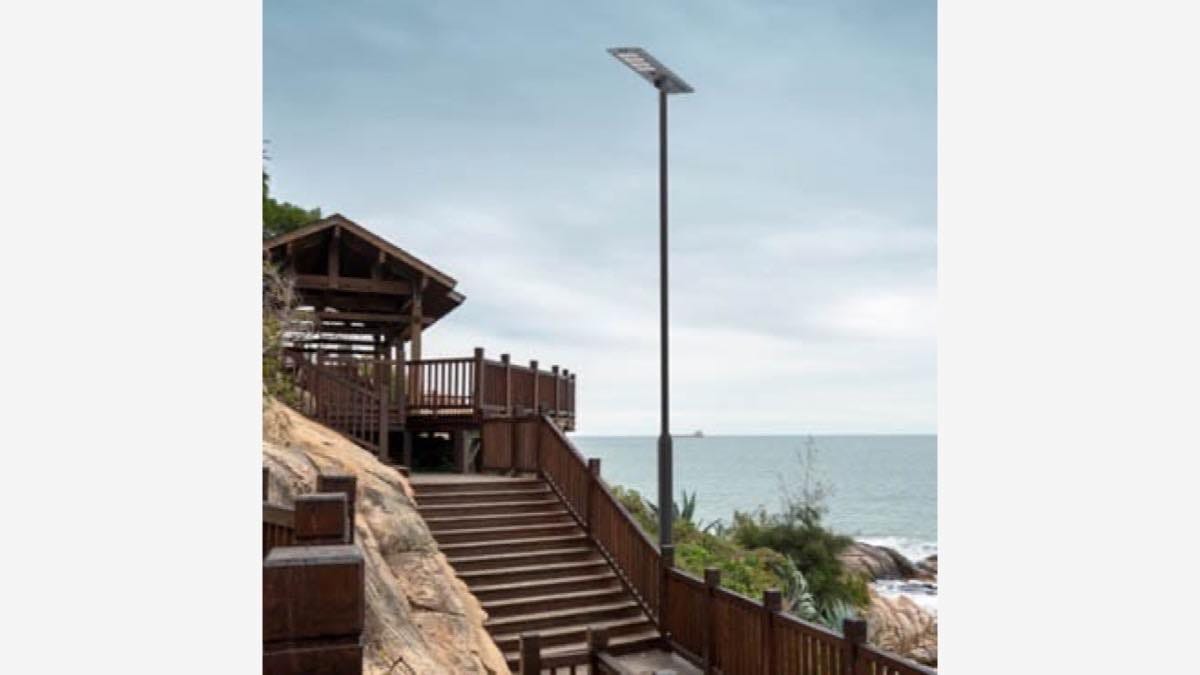 Newskypower solar street light with CCTV camera used in a parking-area application