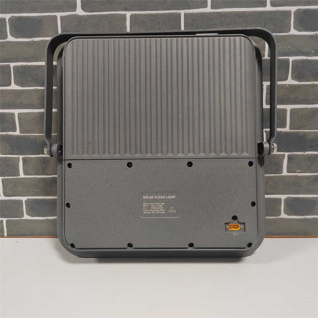 Closed rear housing of a solar flood light